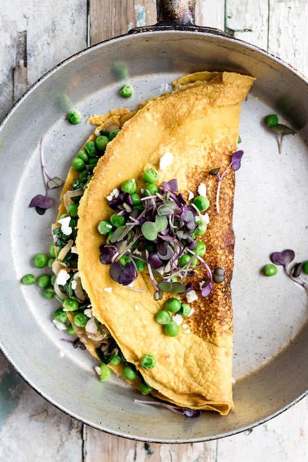 chickpea omelette with spinach and spring peas 3